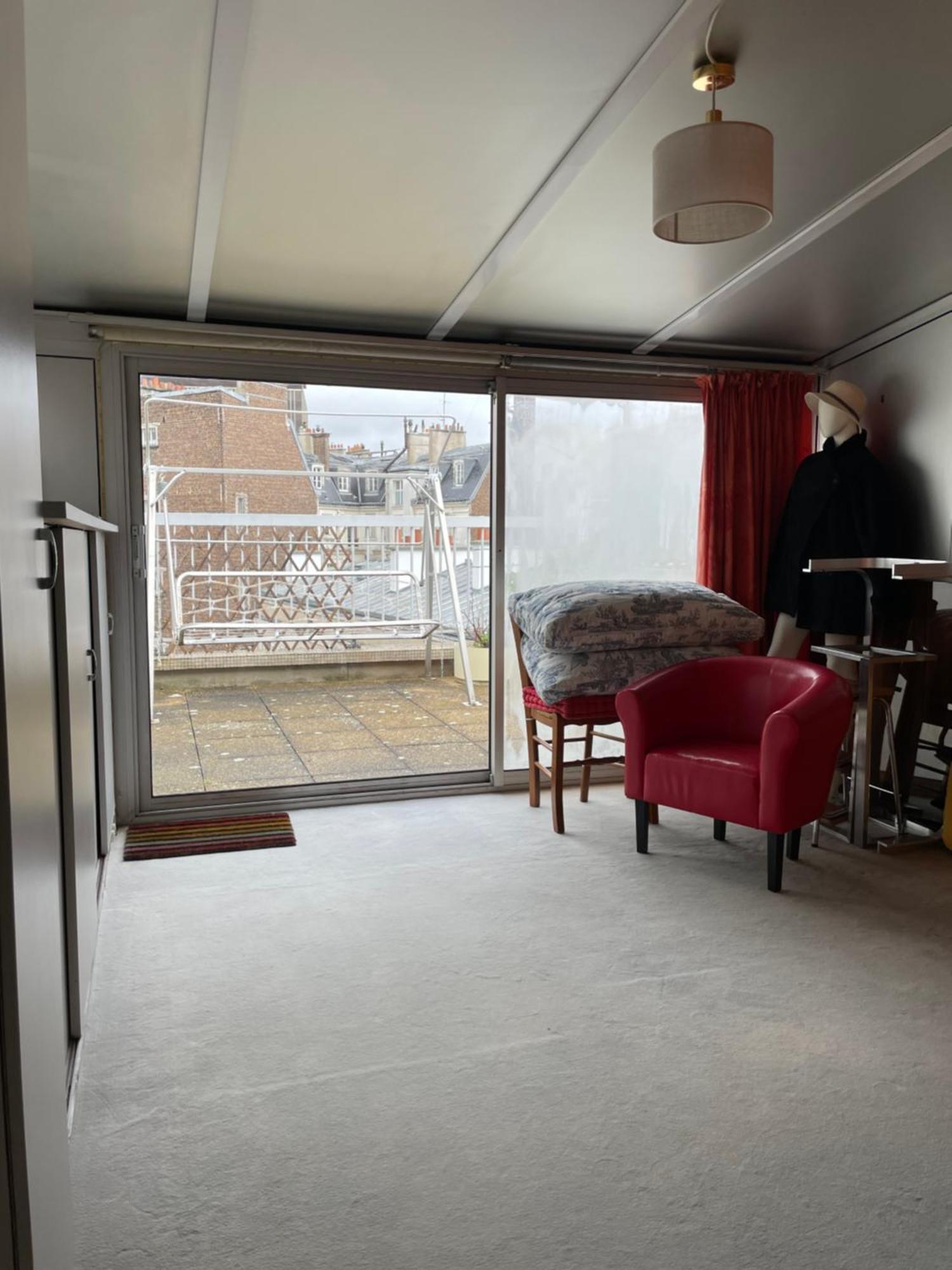 Big With Terrace & Location Parigi
